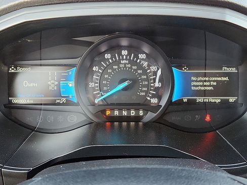 Used 2022 Ford Edge Titanium AWD/4WD image 10