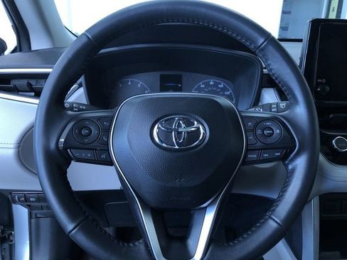 Certified 2024 Toyota Corolla Cross LE image 24