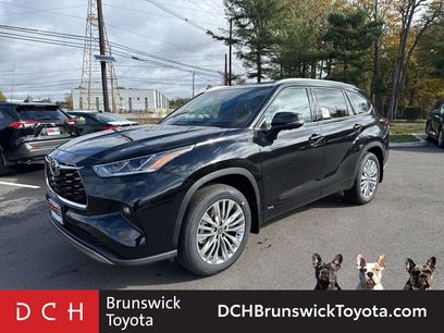 New 2025 Toyota Highlander Platinum