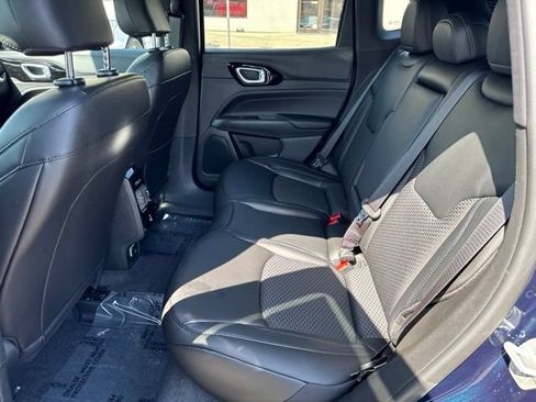 New 2026 Jeep Compass Latitude AWD/4WD image 17