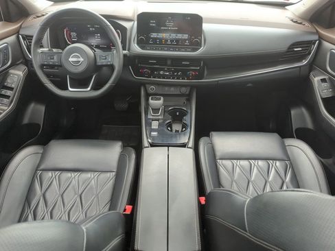 Used 2022 Nissan Rogue Platinum w/ Head-Up Display Package image 15