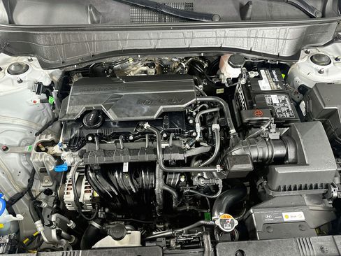 Used 2025 Hyundai Kona SEL FWD image 31