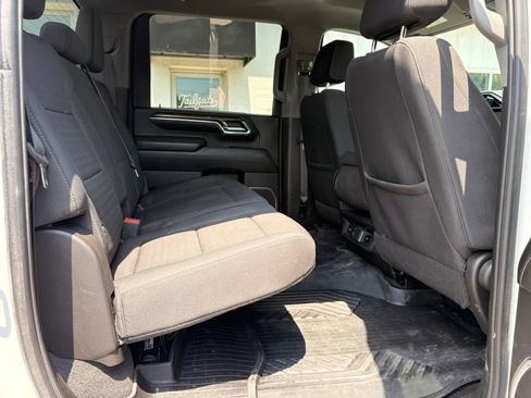 Used 2024 Chevrolet Silverado 2500 LT AWD/4WD image 10