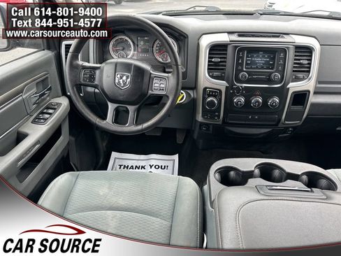 Used 2017 RAM 1500 Classic SLT AWD/4WD image 10