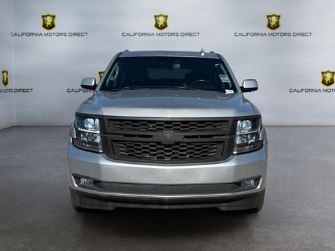 Used 2018 Chevrolet Suburban LT image 8