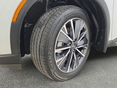 Certified 2026 INFINITI QX60 Luxe w/ Cargo Package image 29