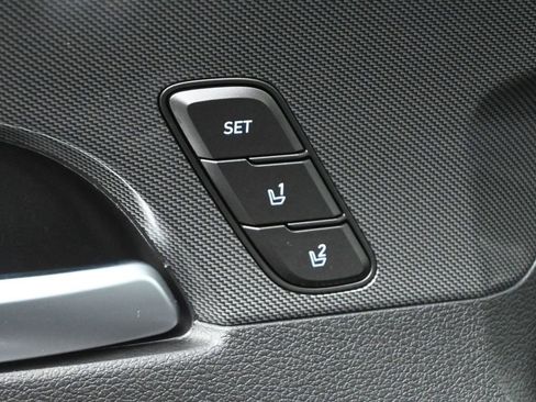 Used 2023 Hyundai Santa Fe Limited FWD image 5