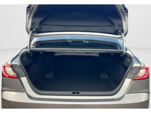 Used 2025 Toyota Camry SE w/ Multimedia Upgrade Package FWD image 9