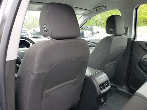 Used 2020 Chevrolet Equinox LS FWD image 30
