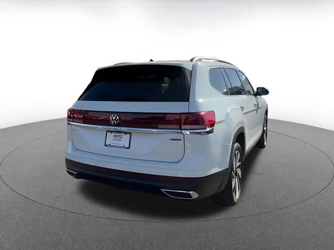 Used 2025 Volkswagen Atlas SE image 14
