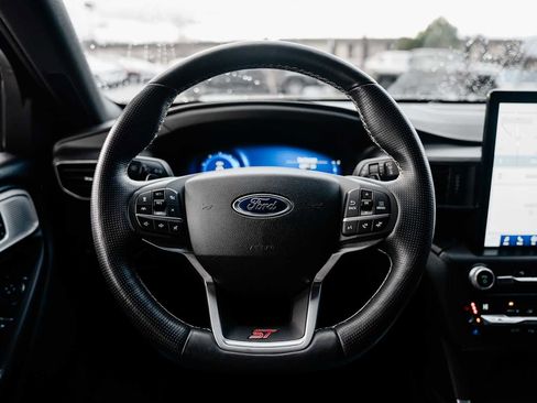 Used 2020 Ford Explorer ST w/ ST Street Pack image 6