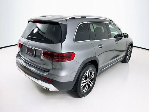 New 2026 Mercedes-Benz GLB 250 image 8