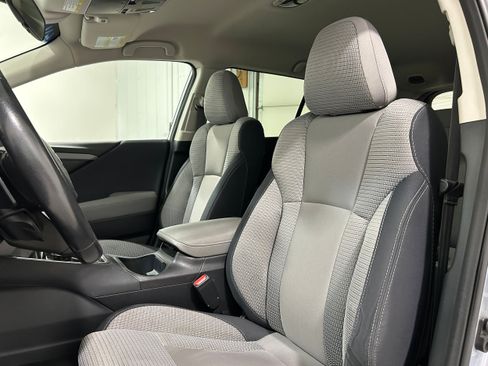 Used 2022 Subaru Outback Premium AWD/4WD image 24