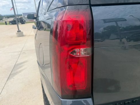 Used 2020 Chevrolet Tahoe Premier AWD/4WD image 73