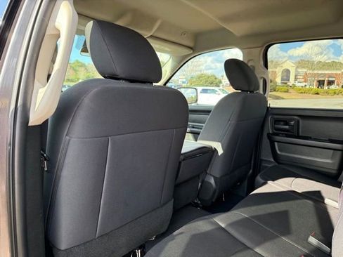 Used 2019 RAM 1500 Express w/ Express Value Package image 28