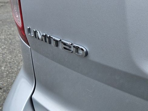 Used 2015 Ford Explorer Limited image 16