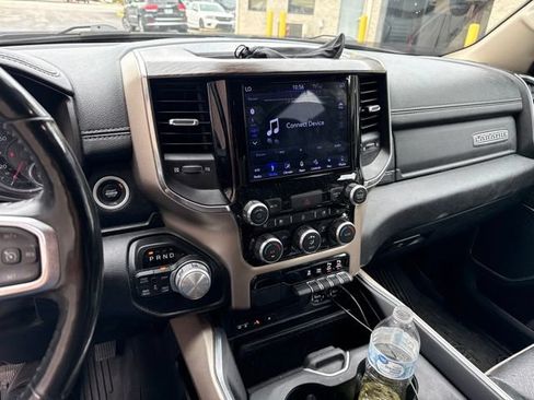 Used 2019 RAM 1500 Laramie AWD/4WD image 14