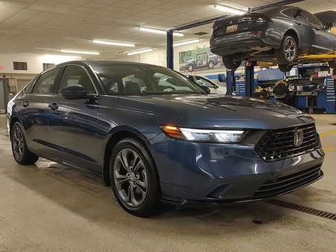 Certified 2024 Honda Accord EX-L image 4