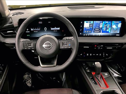 New 2026 Nissan Kicks SR w/ Cold Weather Package FWD image 20