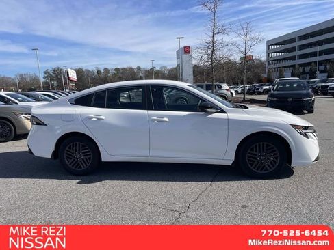 New 2026 Nissan Sentra SV w/ SV Convenience Package FWD image 2