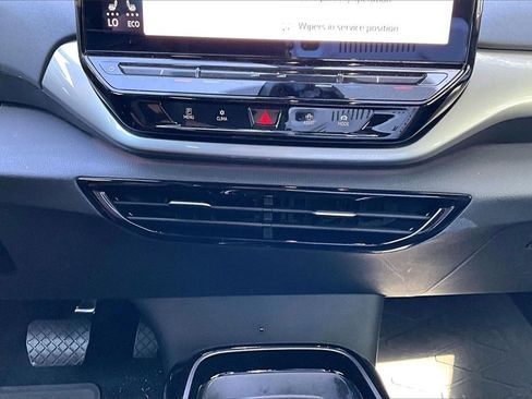 Used 2023 Volkswagen ID.4 Pro S image 24