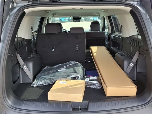 New 2026 Hyundai Santa Fe SE image 9