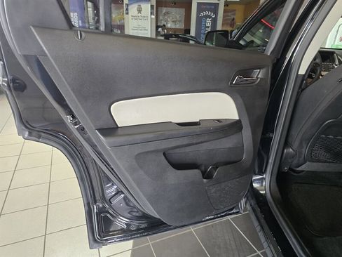 Used 2017 GMC Terrain SLE FWD image 10