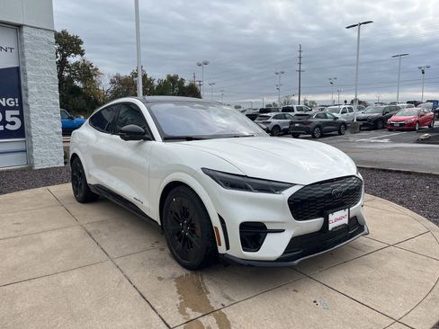 New 2025 Ford Mustang Mach-E GT image 3