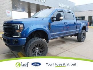Used 2022 Ford F250 Lariat w/ Black Appearance Package video 2