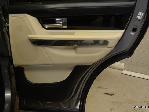 Used 2012 Land Rover Range Rover Sport Supercharged image 8