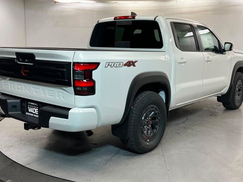 New 2026 Nissan Frontier PRO-4X w/ Tow Package AWD/4WD image 5