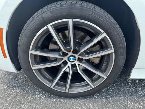 Used 2022 BMW 330i Sedan w/ Driving Assistance Package RWD image 6