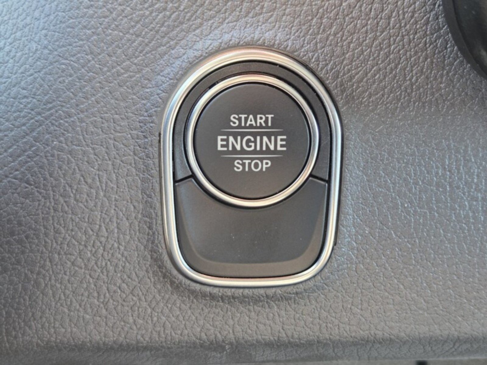 Used 2024 Mercedes-Benz Sprinter 4500 image 33