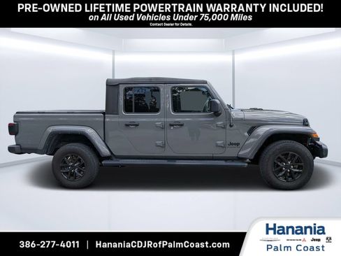 Used 2021 Jeep Gladiator Sport AWD/4WD image 2