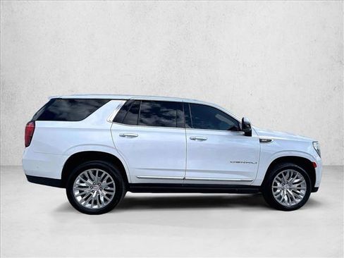 Used 2023 GMC Yukon Denali w/ Advanced Technology Package image 5