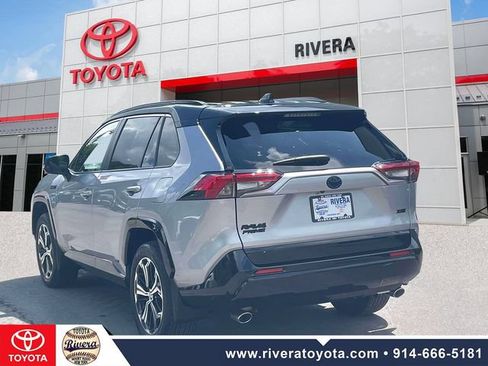 Used 2023 Toyota RAV4 XSE w/ Weather Package AWD/4WD image 8