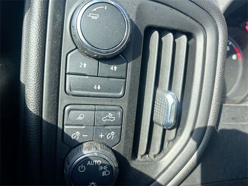 Used 2024 Chevrolet Silverado 2500 Custom w/ Custom Value Package image 22