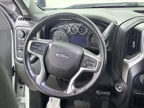 Used 2020 Chevrolet Silverado 1500 LT Trail Boss AWD/4WD image 12