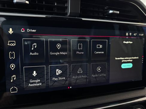 Certified 2025 GMC Sierra 2500 AT4 image 21