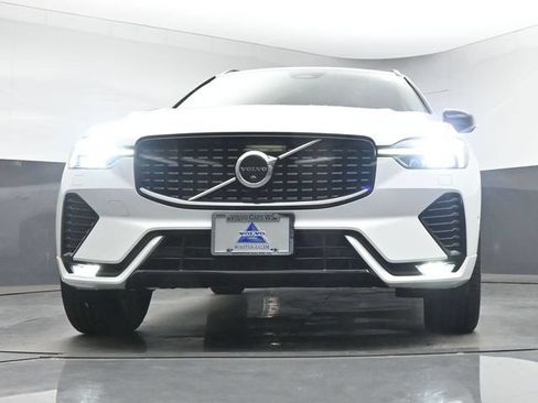 Used 2023 Volvo XC60 B5 Plus w/ Climate Package AWD/4WD image 38