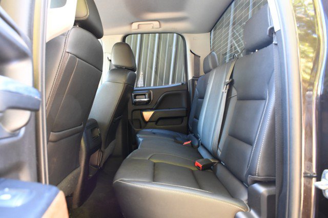 Used 2018 Chevrolet Silverado 2500 LTZ w/ Snow Plow Prep Package AWD/4WD image 18