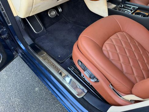 Used 2014 Bentley Mulsanne RWD image 17