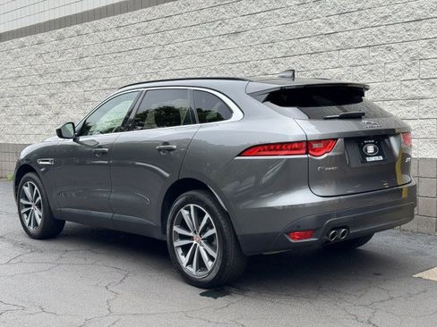 Used 2017 Jaguar F-PACE Prestige AWD/4WD image 32