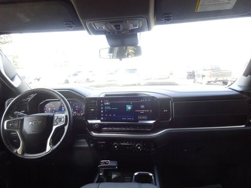 Certified 2025 Chevrolet Silverado 1500 LT Trail Boss w/ Convenience Package II AWD/4WD image 24