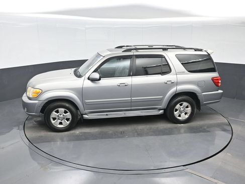 Used 2003 Toyota Sequoia Limited RWD image 18