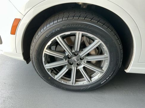 Used 2019 Audi Q7 2.0T Premium Plus w/ Premium Plus Package AWD/4WD image 27