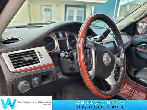 Used 2011 Cadillac Escalade AWD w/ Touring Package image 8