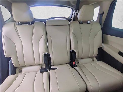 Used 2025 Acura MDX FWD image 23
