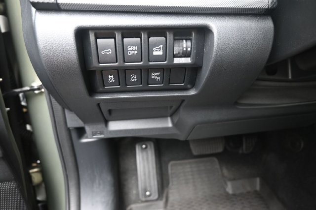Used 2020 Subaru Forester Limited AWD/4WD image 16
