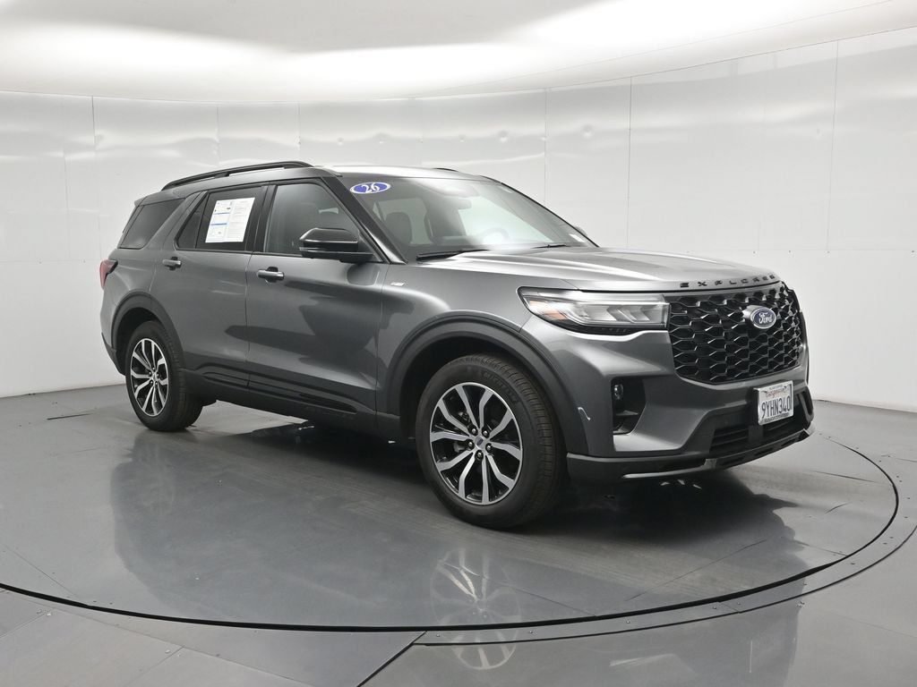 Certified 2026 Ford Explorer ST-Line AWD/4WD image 46